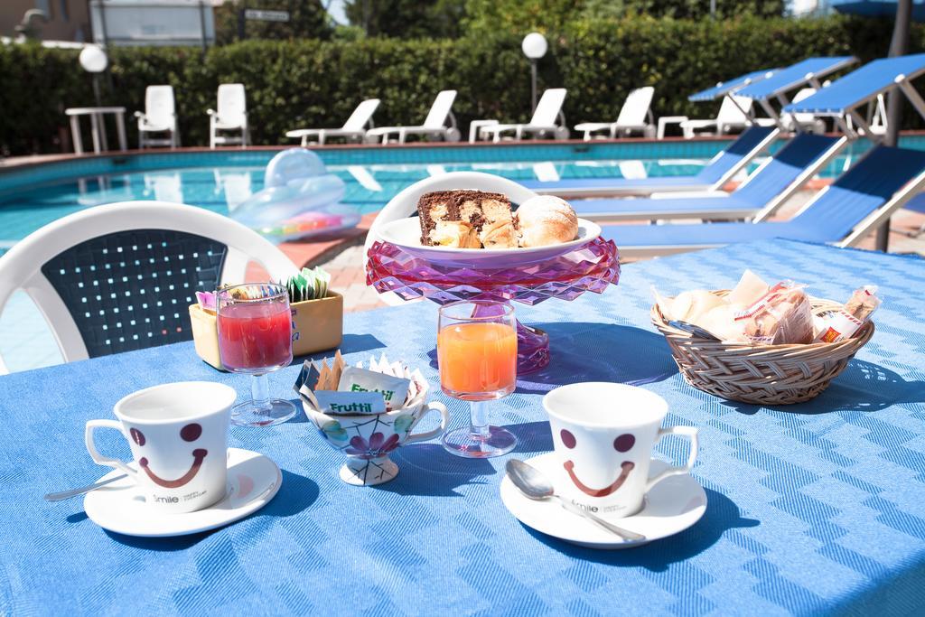 Hotel Real Cervia Eksteriør bilde